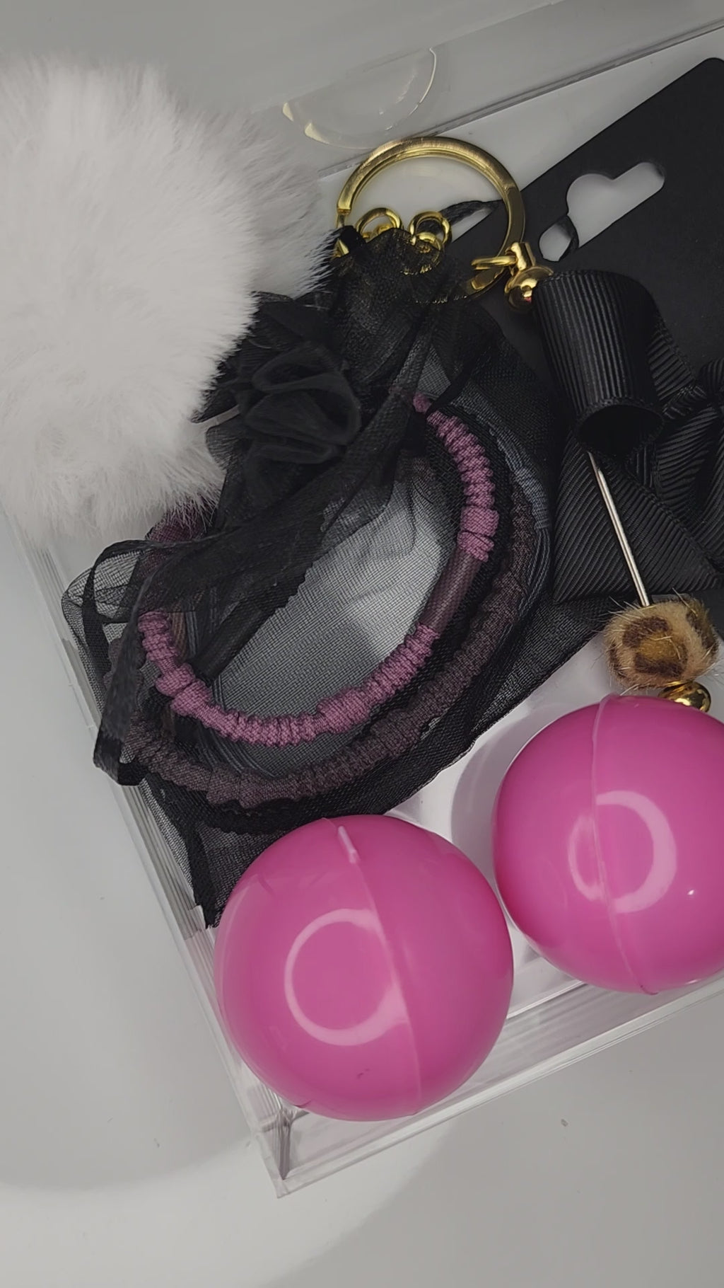 Keychain, Pop ball & Box surprise bundle